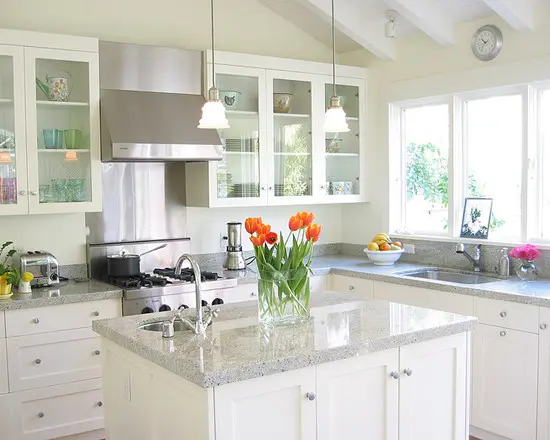charming farmhouse kitchen