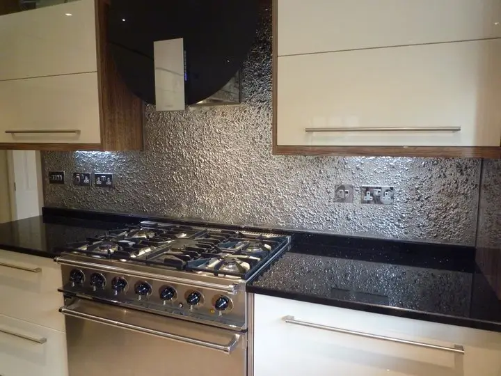 textured glass kitchen splashback