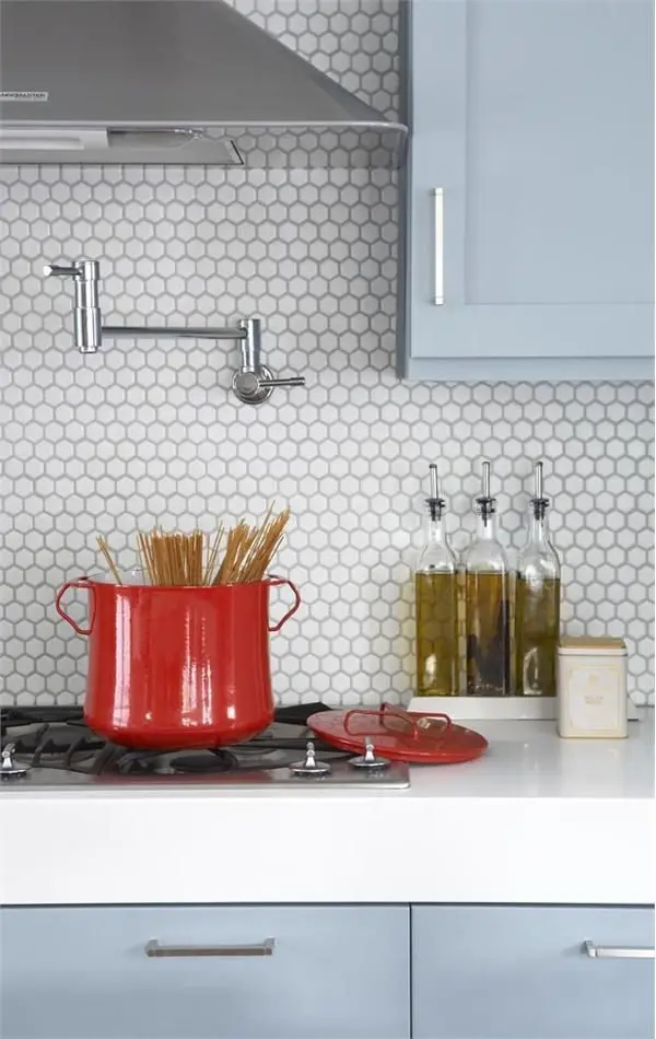 octagonal tile splashback