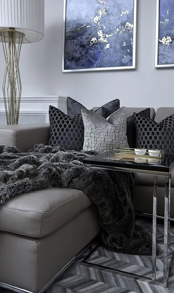 textured throw pillows
