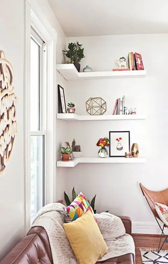 corner floating shelves