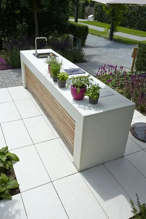 outdoor kitchen island