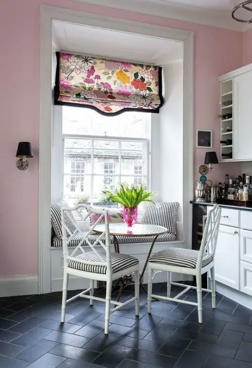 apartment breakfast nook