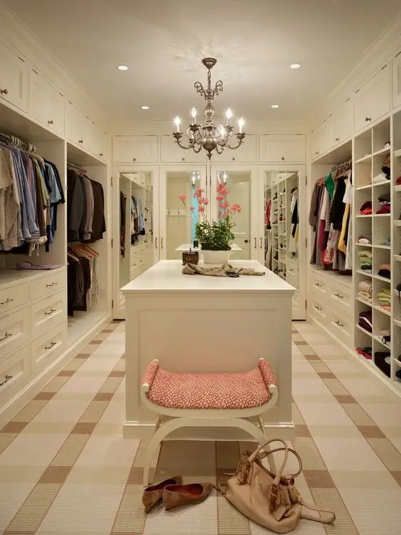 pretty walkin closet