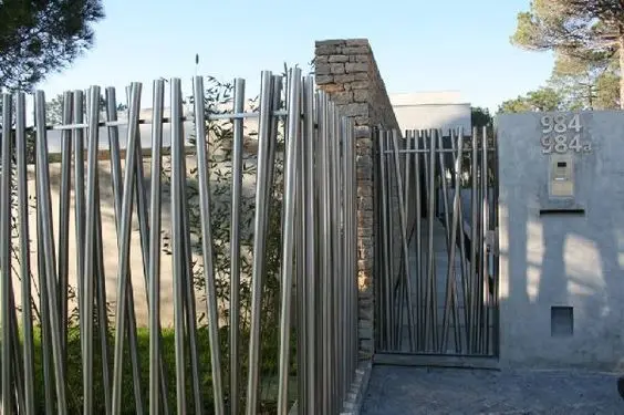 creative metal gate