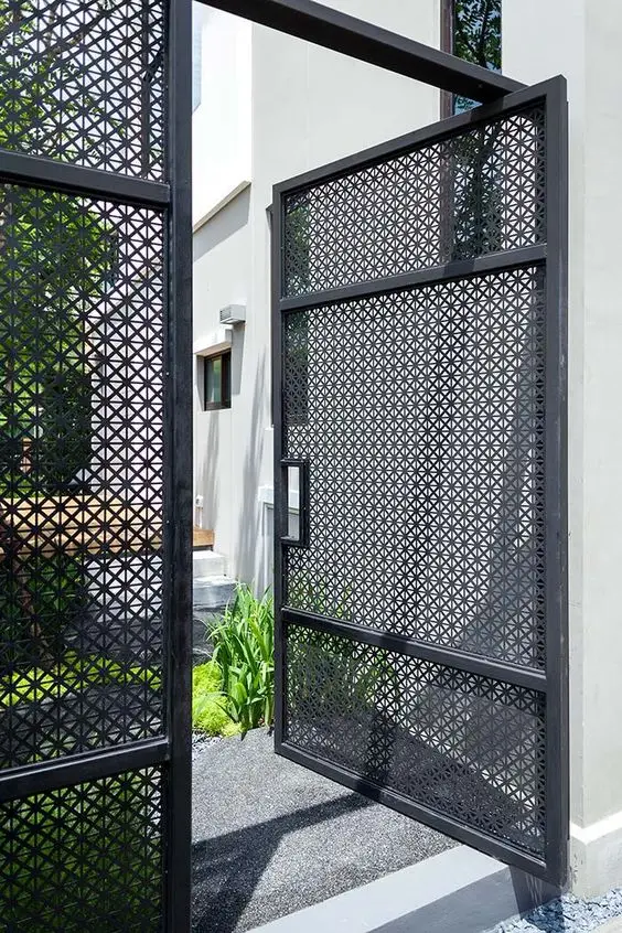 iron mesh swing gate
