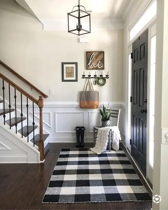 modern farmhouse foyer
