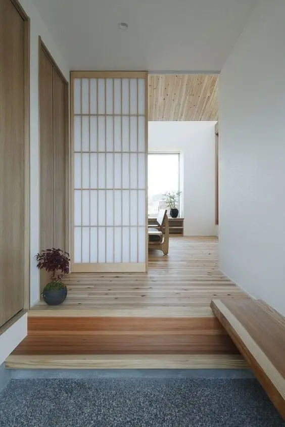 japanese minimalist foyer
