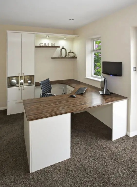 u-shaped home office