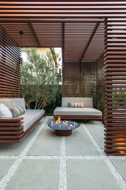 modern screened patio