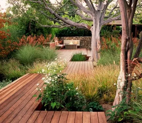decked garden