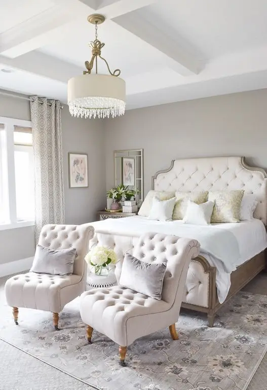 elegant luxurious bedroom