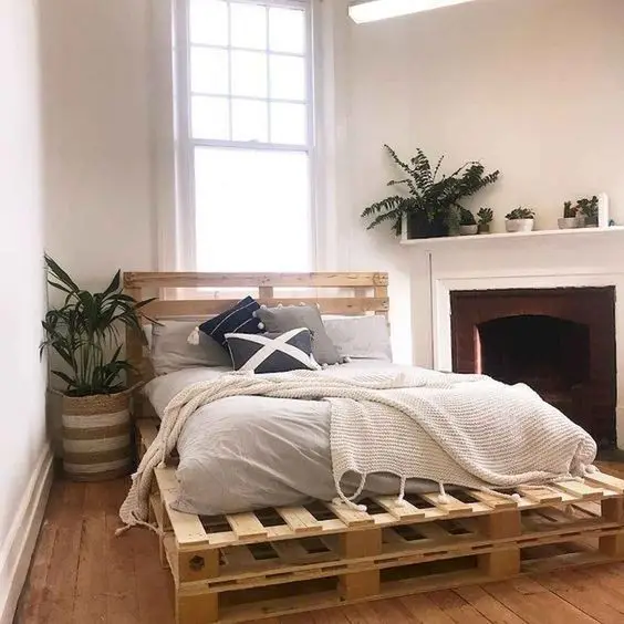 pallet diy bed