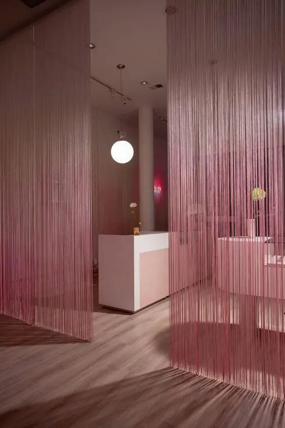 string room screen