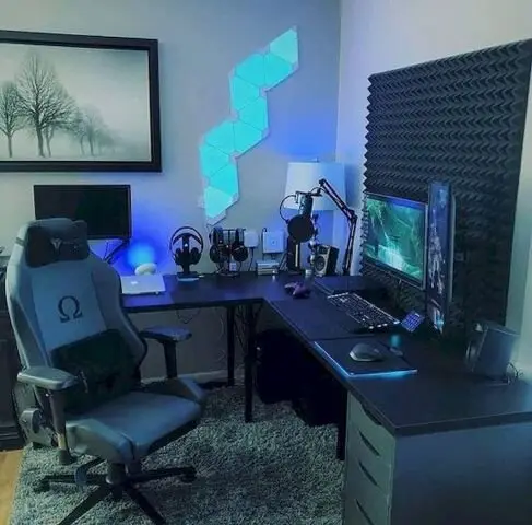 grey game room office