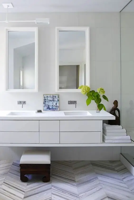 modern coastal bathroom