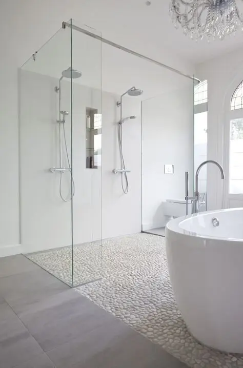 elegant white bathroom