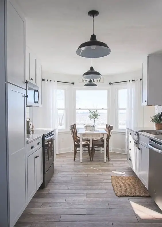 kitchen bay window